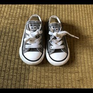 Converse all star toddler gray shoes Sz 4